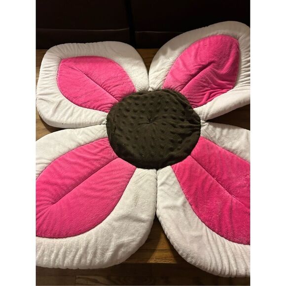 Blooming Bath Foam Pink Flower 25"x25" - Picture 1 of 4